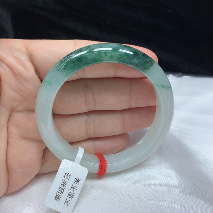 翡翠手镯未镶嵌正圈55