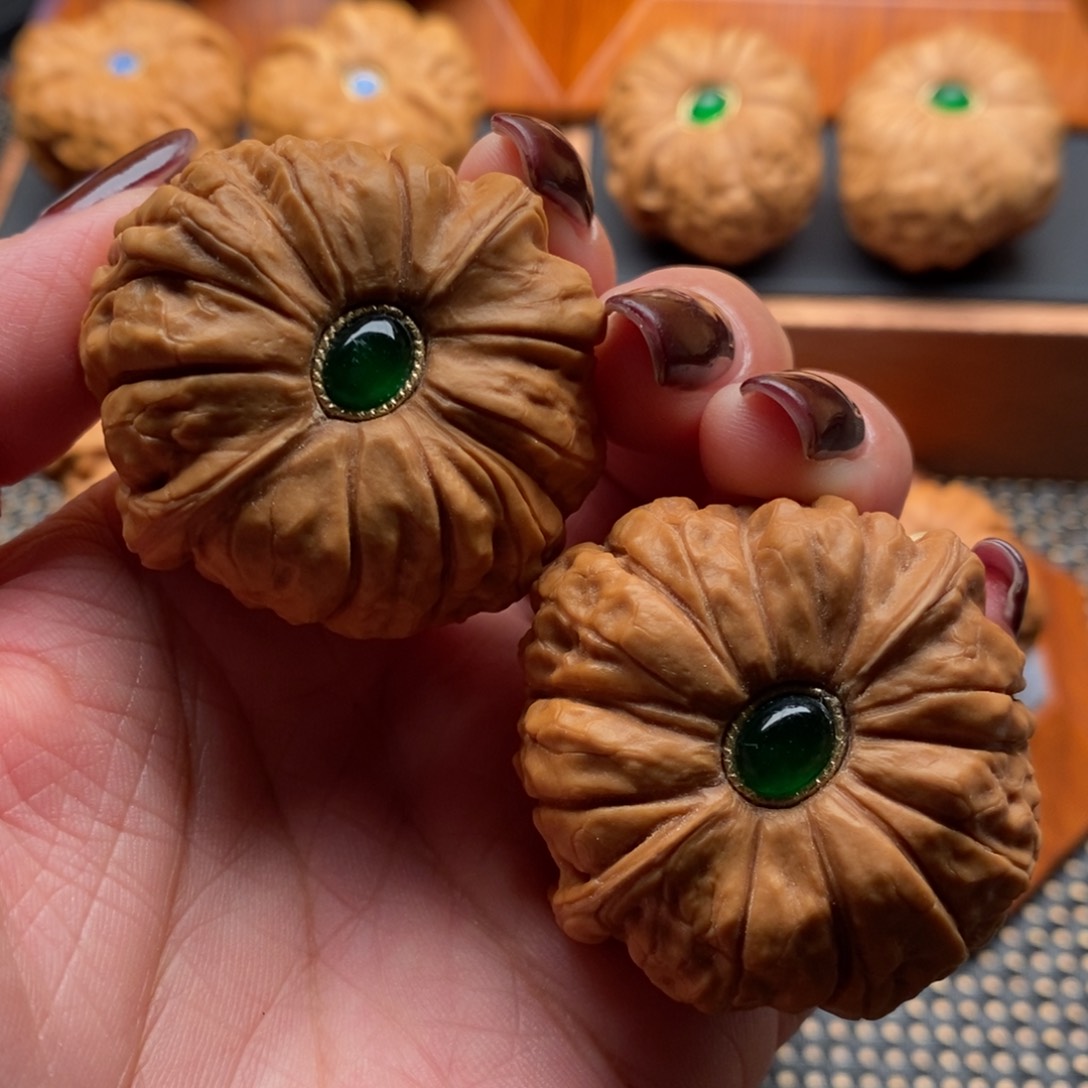 文玩核桃把件从**霸南瓜