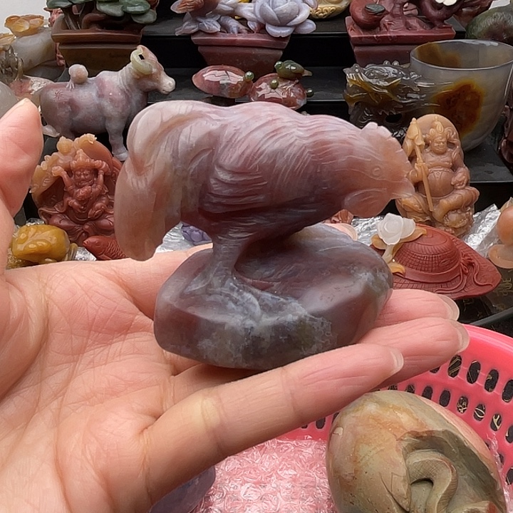 石英质玉未镶嵌摆件