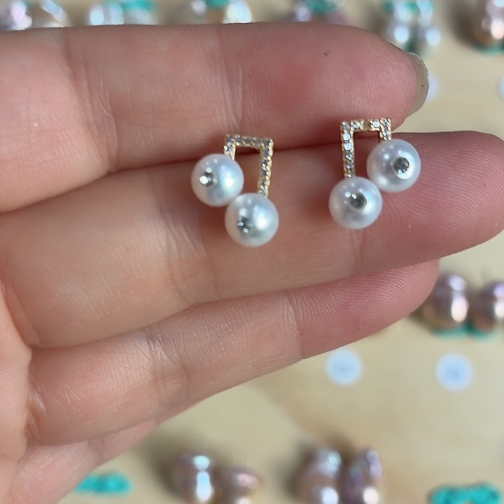 淡水珍珠银S925镶嵌耳饰