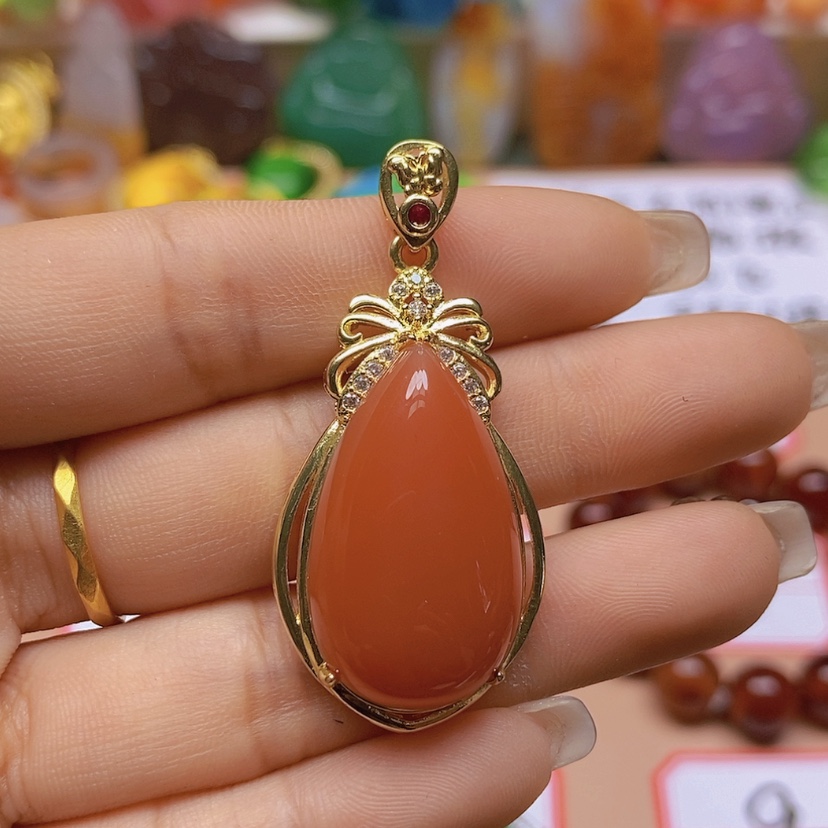 【闪购商品】玛瑙/玉髓玉牌未镶嵌美*?