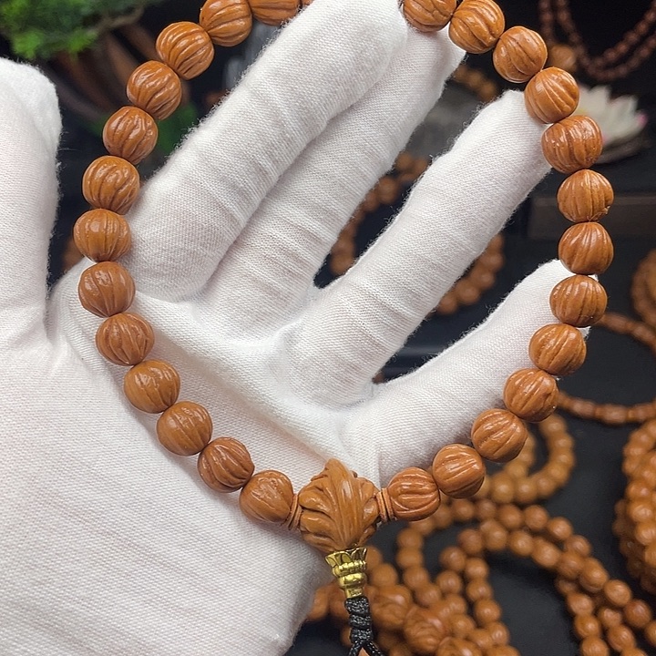 沙***边吊坠桃核秦岭龙纹桃核