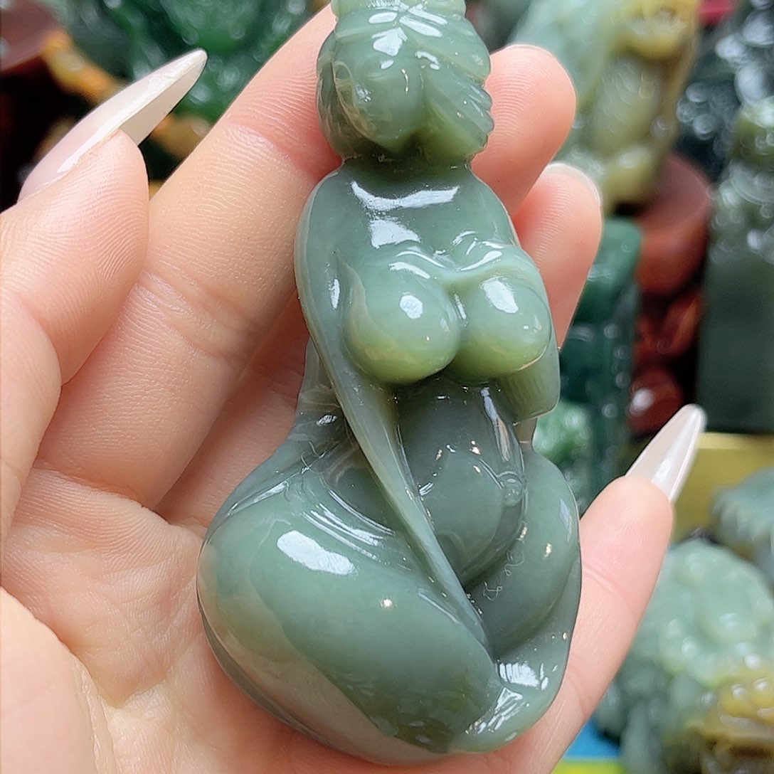 和田玉耳饰未镶嵌