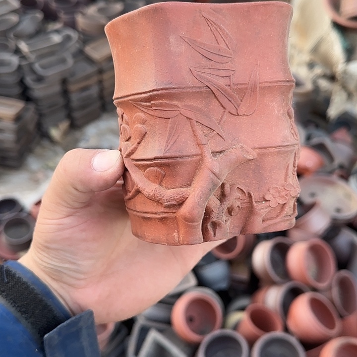 一天只喝一点奶茶和酸奶我也要笑出来