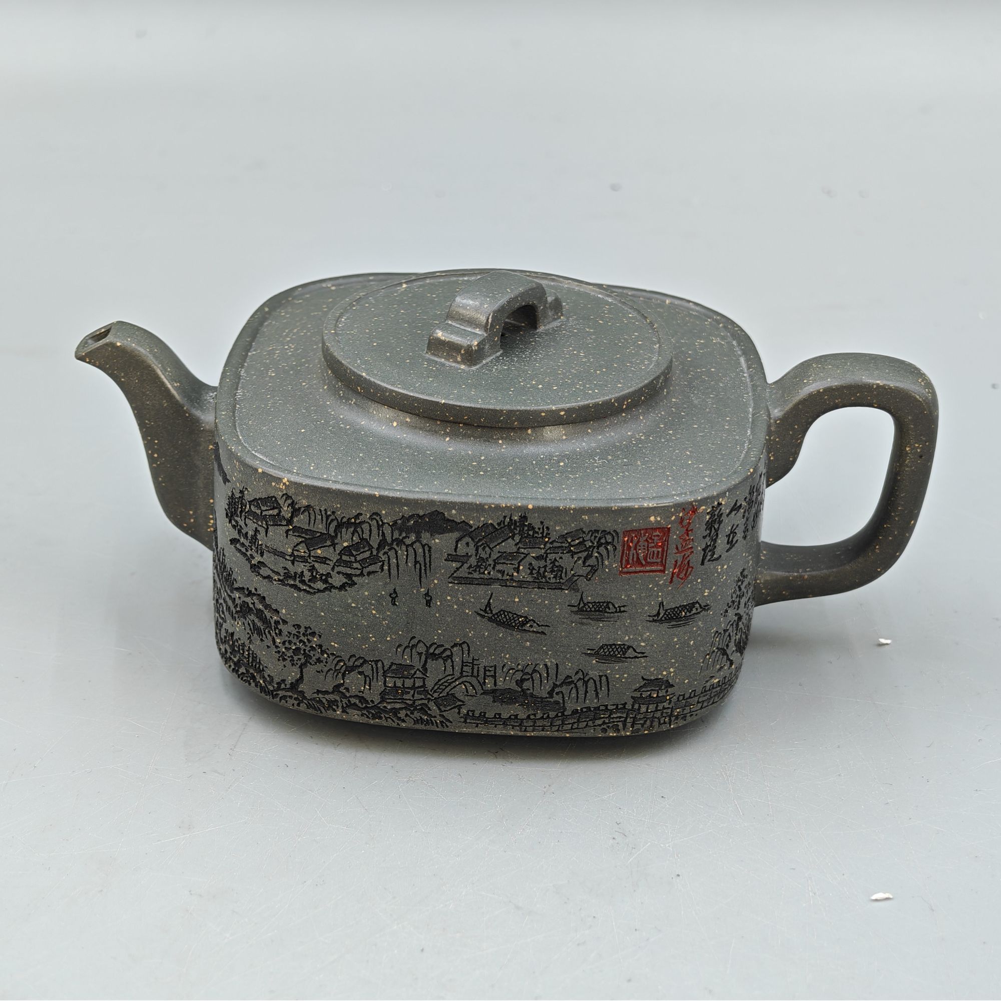 朱维平- 四方均玉（石泉 沙孟海 壶叟）雪花绿 330cc 紫砂茶壶