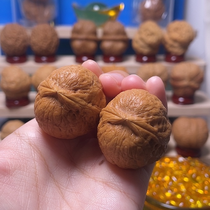 文玩核桃吊坠胖头陀8