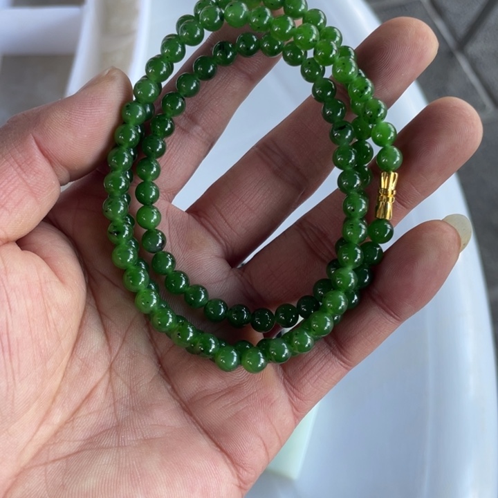 和田玉未镶嵌项链