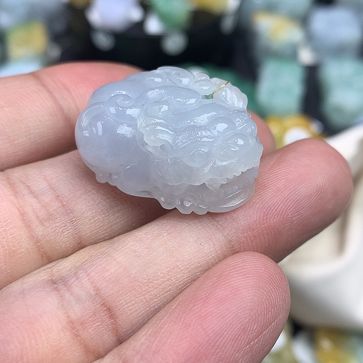 翡翠未镶嵌颈饰天然缅甸翡翠貔貅吊坠