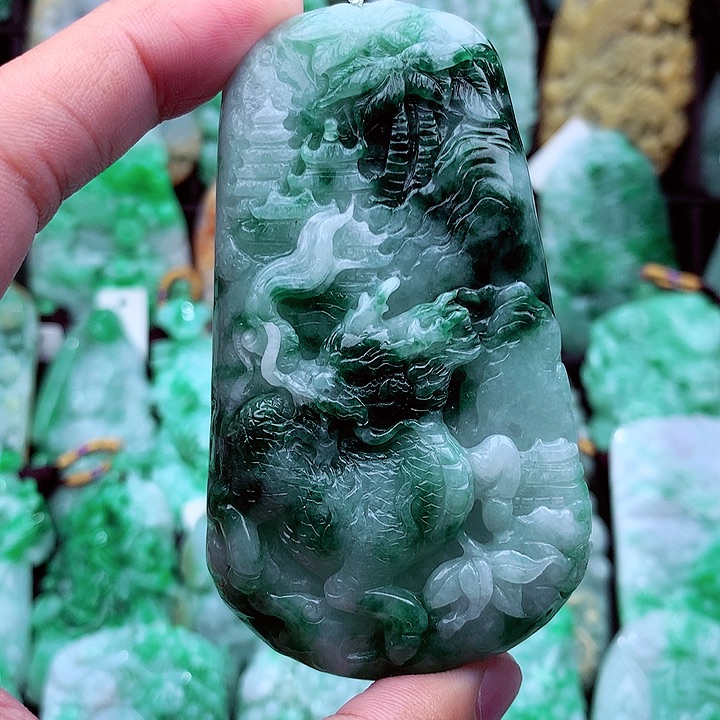 翡翠吊坠(不含链)未镶嵌