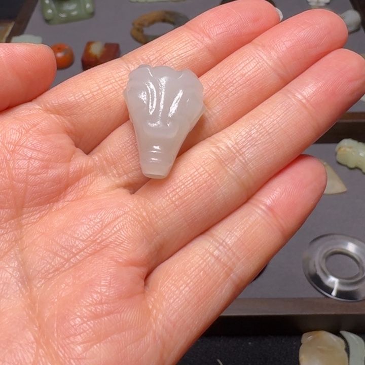 和田玉（糖玉）挂件未镶嵌?***运