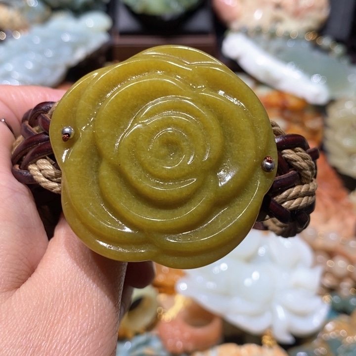 岫玉毛衣链未镶嵌