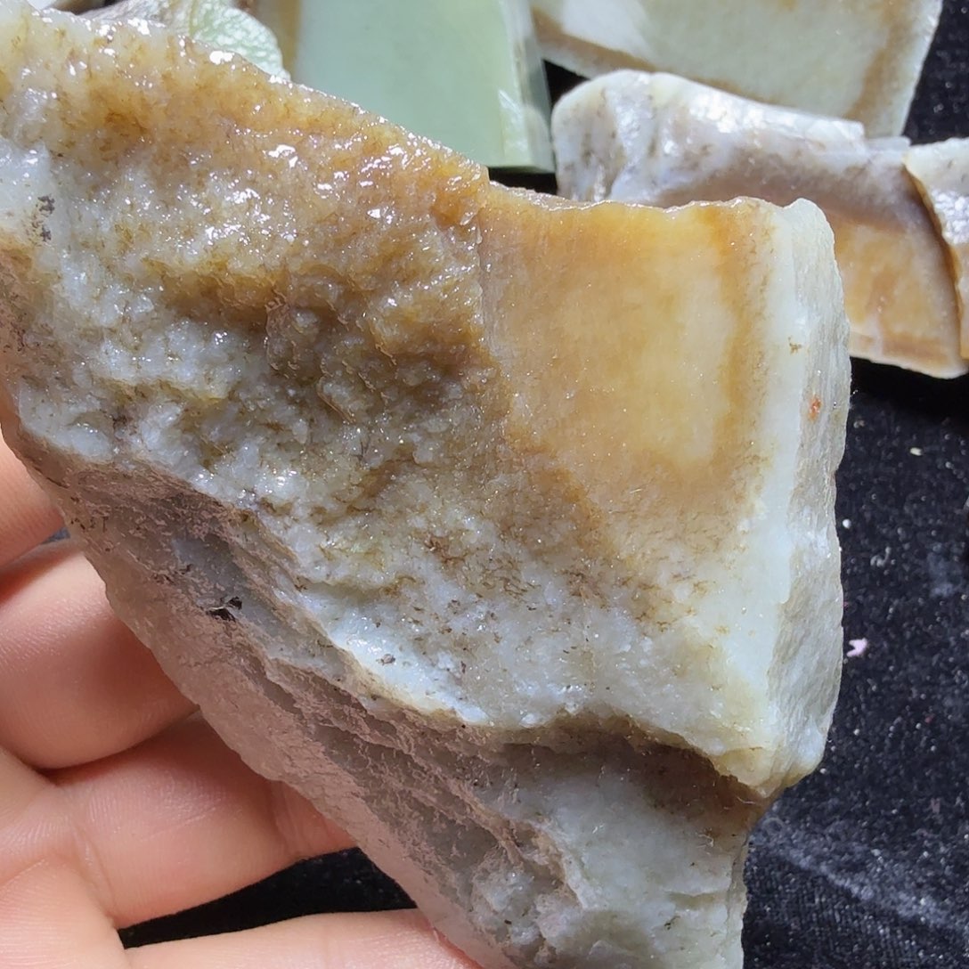 和田玉（糖玉）未镶嵌珠宝半成品