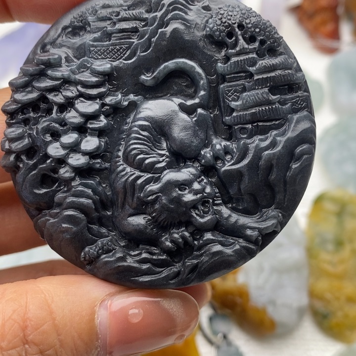 定制翡翠未镶嵌翡翠
