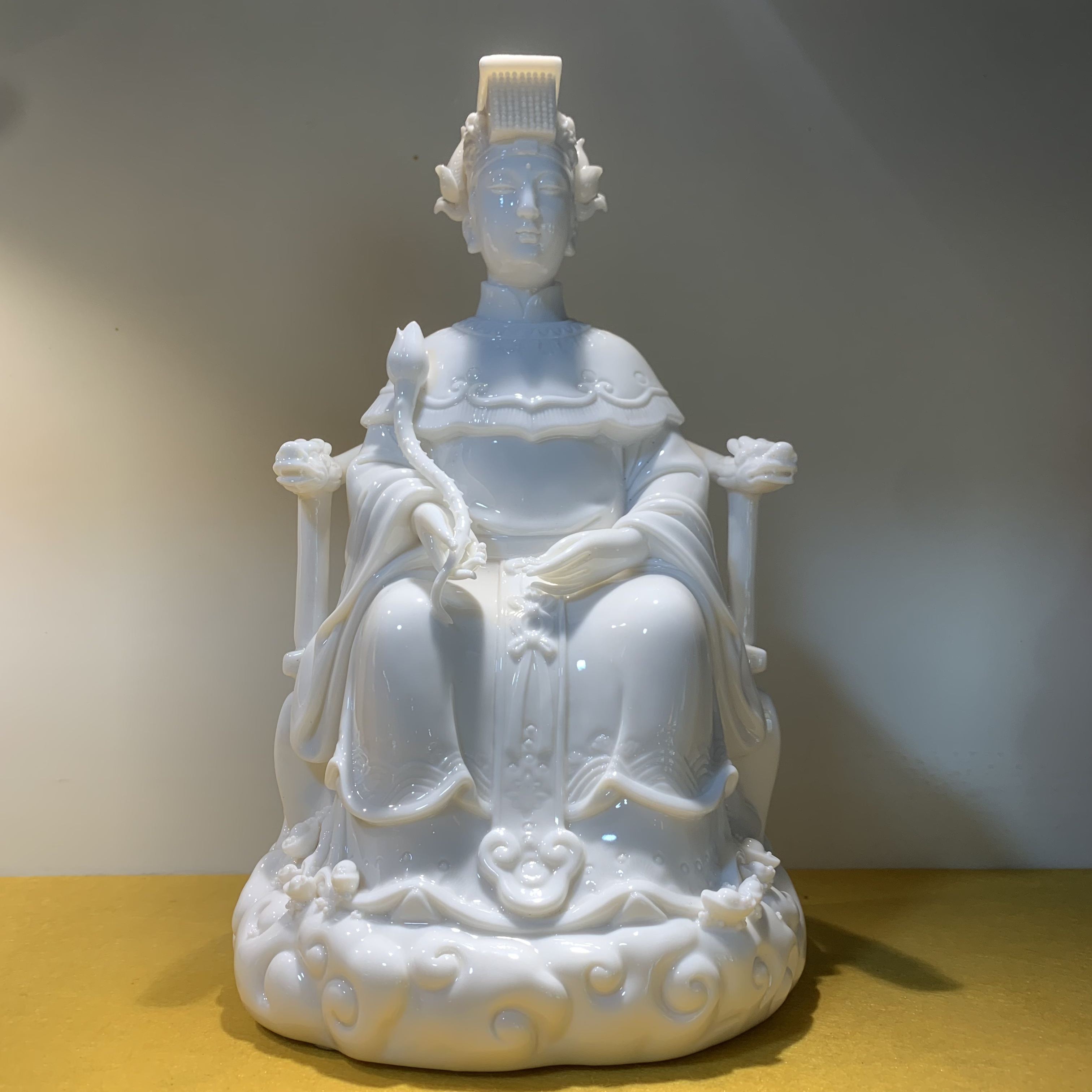 德化白瓷天后妈祖陶瓷工艺品雕塑