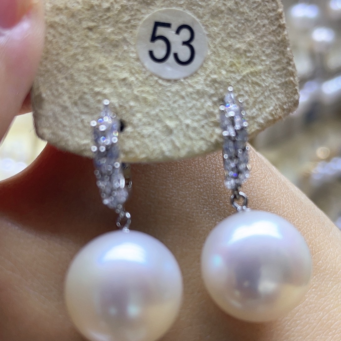 银S925镶嵌耳饰淡水珍珠
