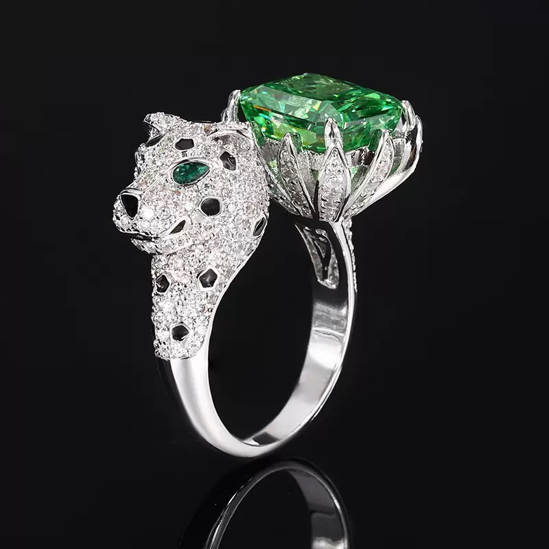 铜合金戒指 果绿色 豹宝 高奢满钻大重工戒指 