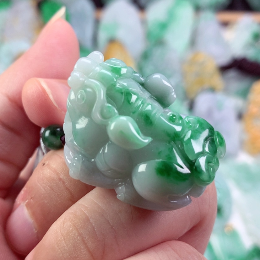 【闪购商品】翡翠未镶嵌吊坠(不含链)