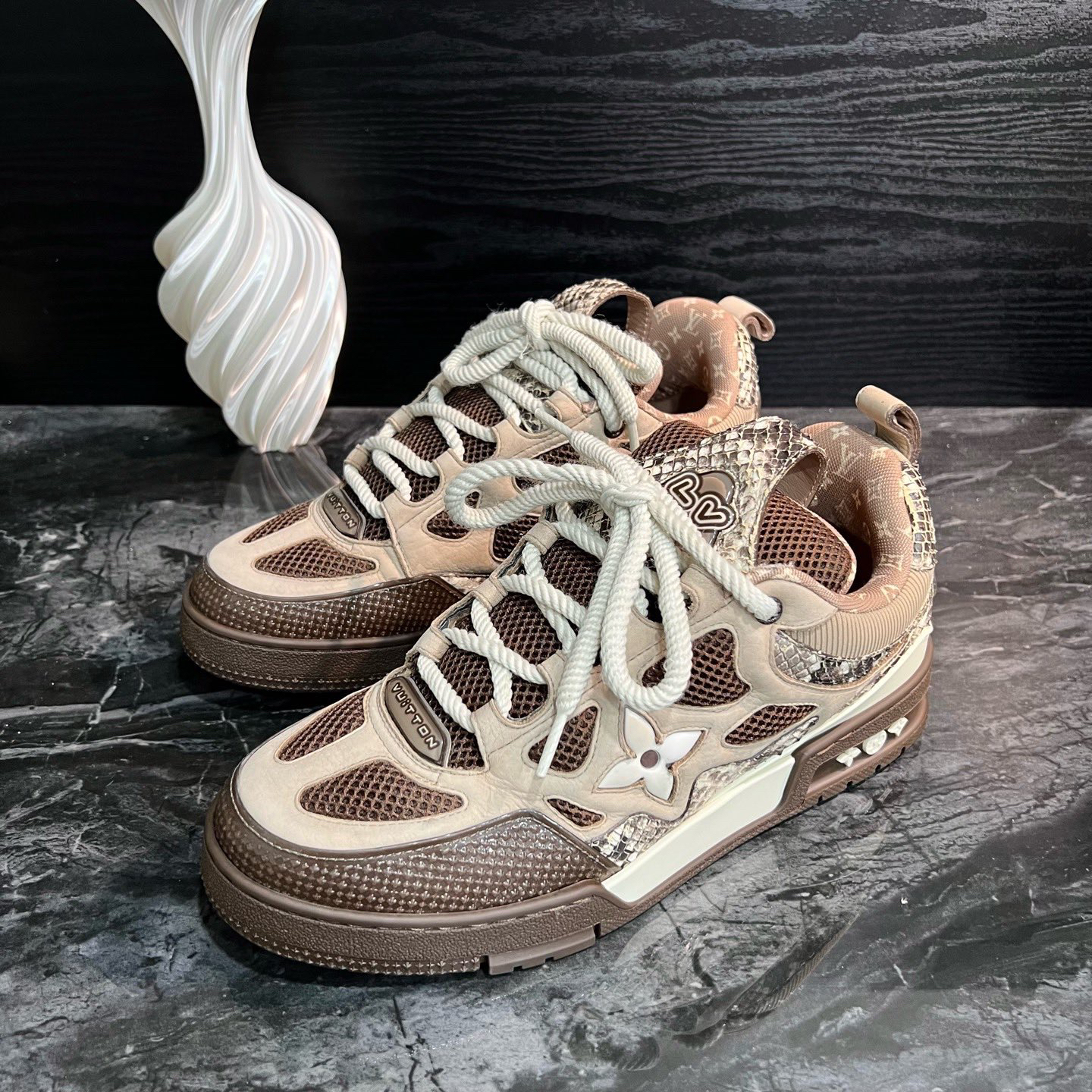 99新 LouisVuitton/路易威登 2005/41码/蟒纹Skate休闲鞋瑕疵图7 