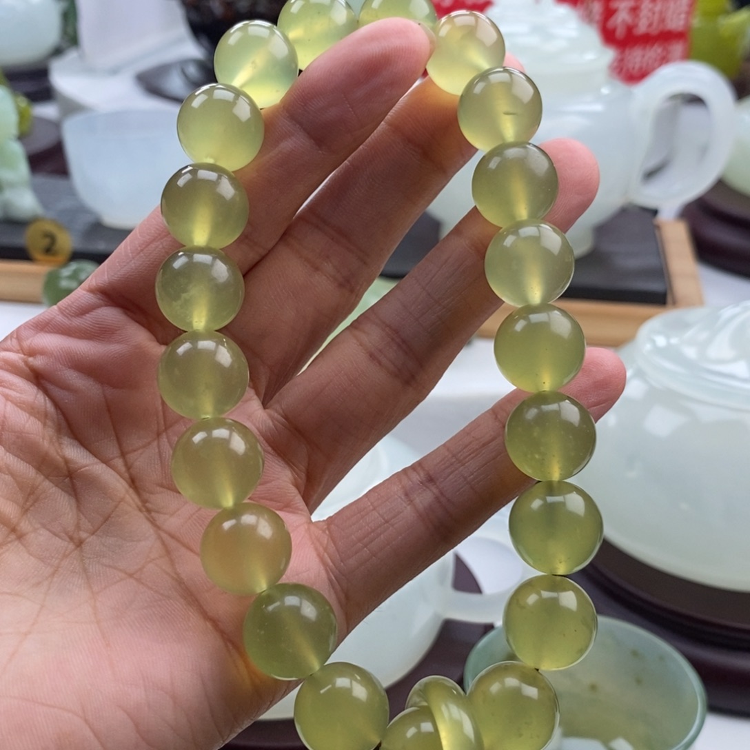 未镶嵌岫玉四大名玉手持
