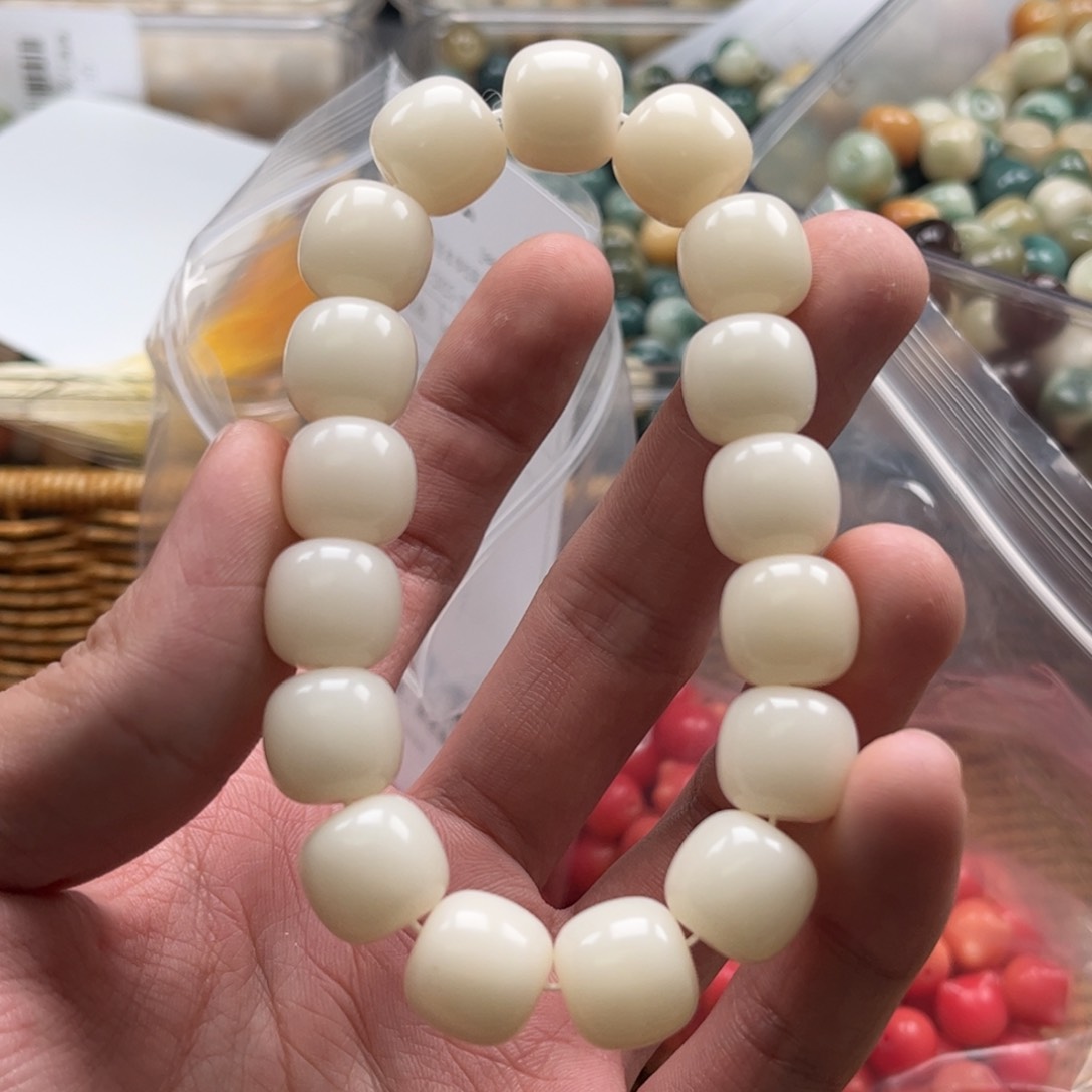 【闪购商品】白玉菩提吊坠q13.5/100+10颗白玉