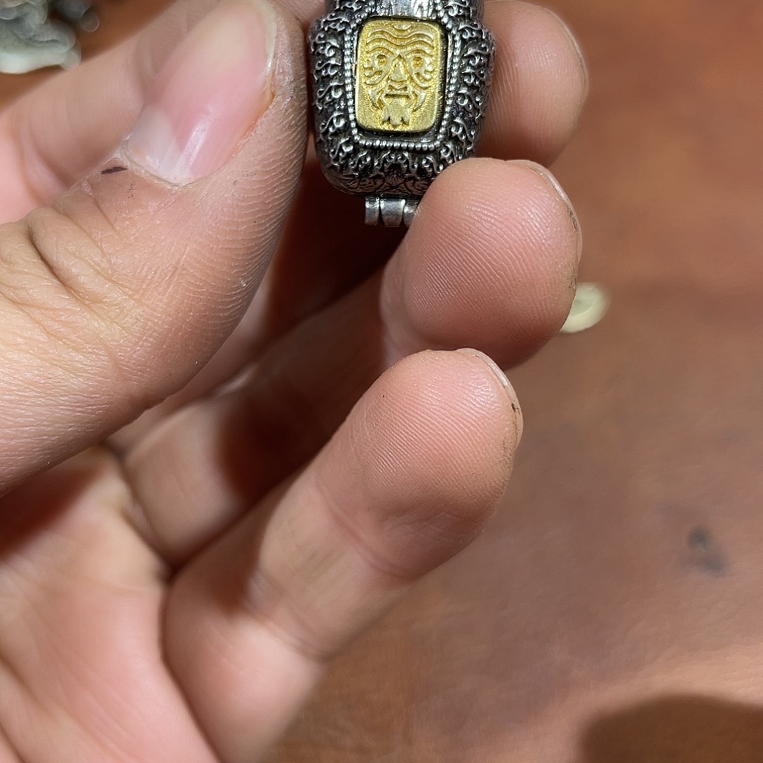 东西很好看很好看