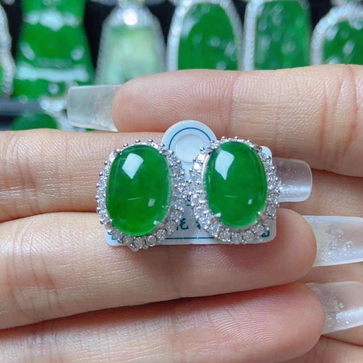 翡翠颈饰银S925镶嵌         