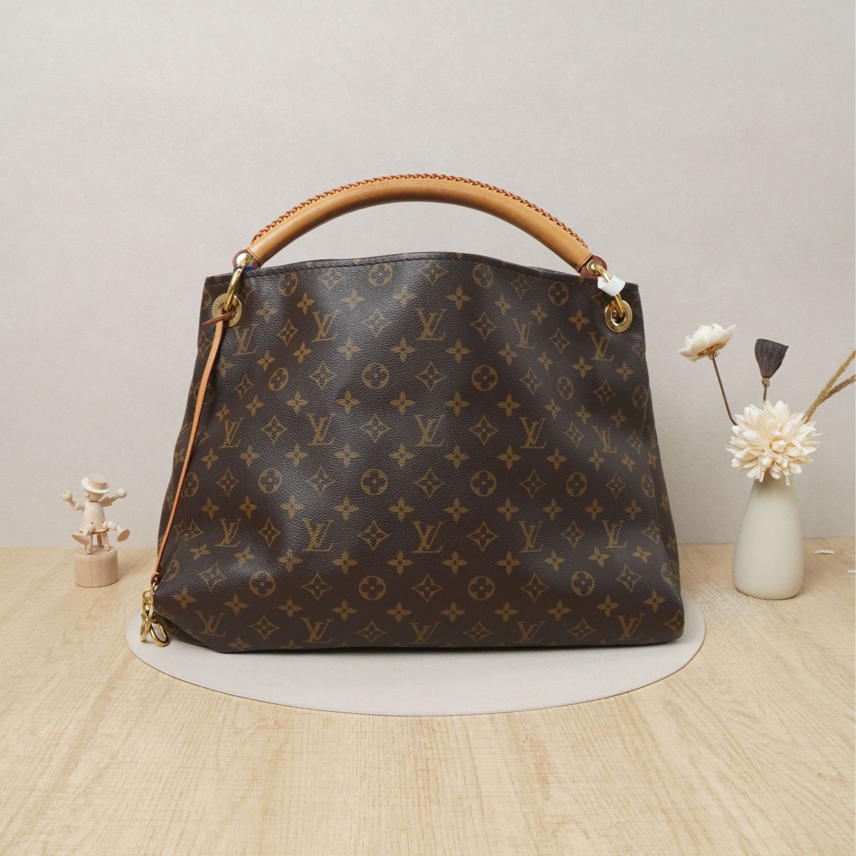 95新 LouisVuitton/路易威登 Artsy肩背包中号老花/DS034639