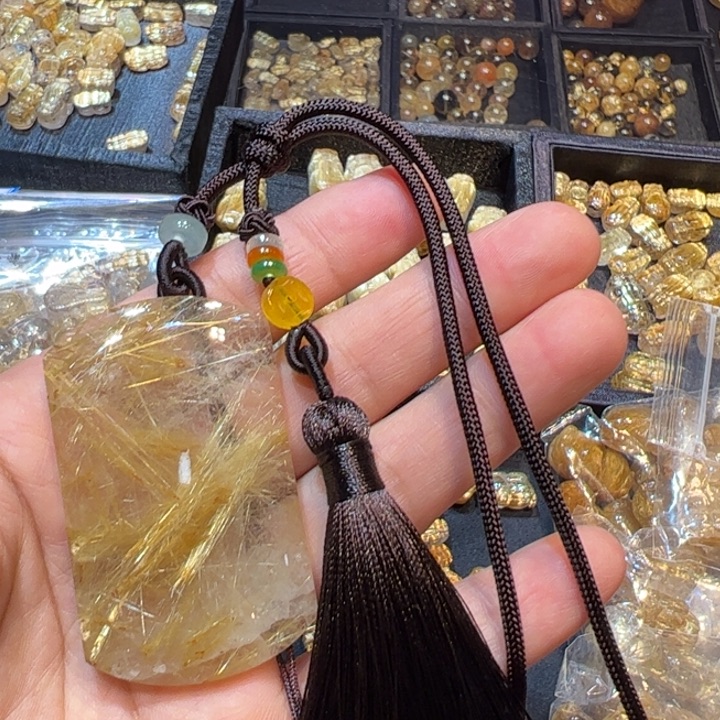 吊坠(赠链)未镶嵌发晶火*?