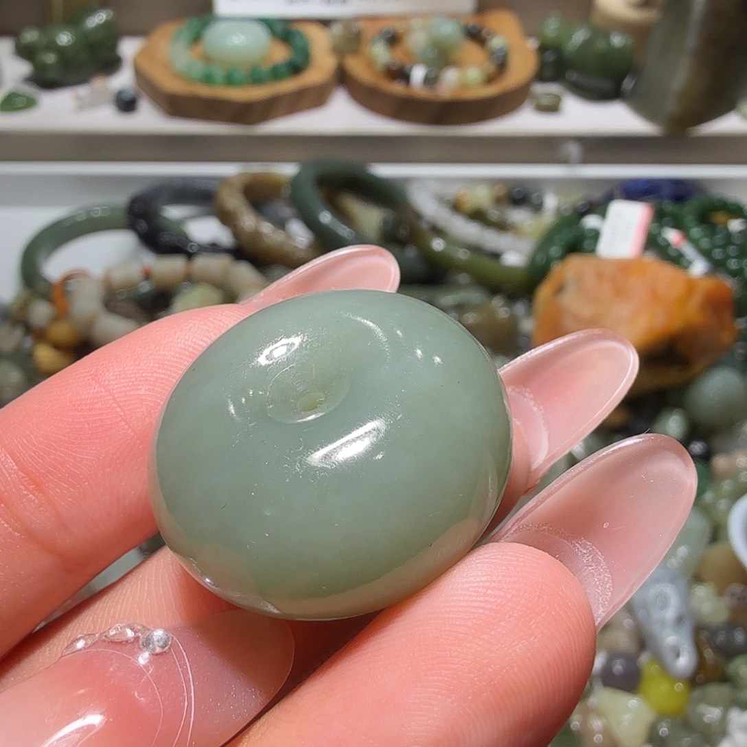 和田玉未镶嵌珠宝奇石