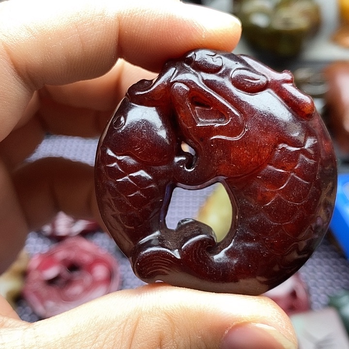 未镶嵌蛇纹石玉颈饰