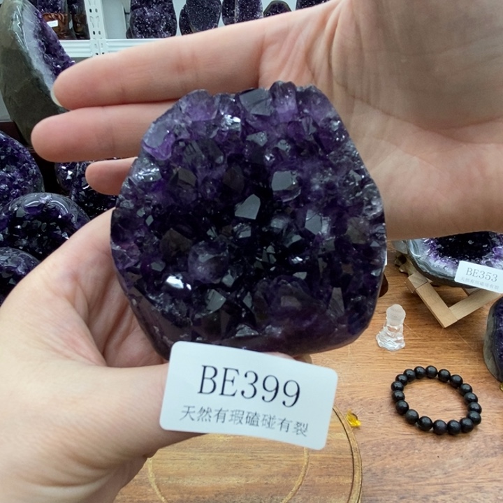 紫晶大型摆件（非配饰）未镶嵌