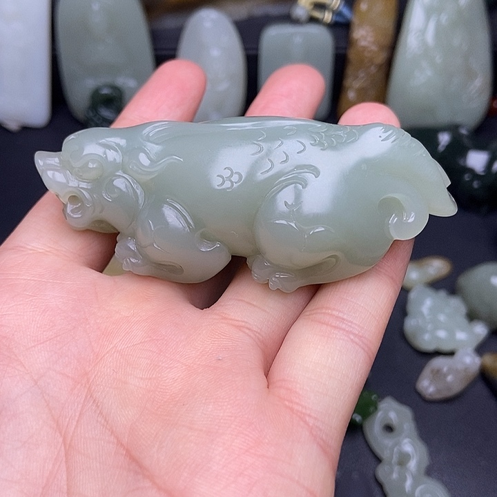 未镶嵌和田玉挂件