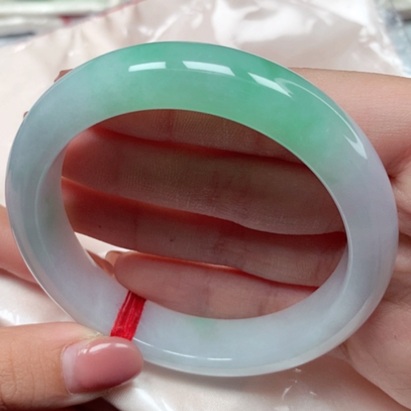 【闪购商品】翡翠手镯未镶嵌58圈