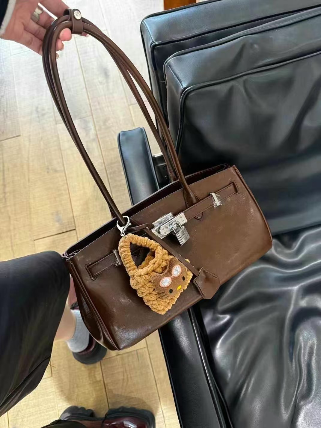 花小朵严选   洋气时尚斜挎包单肩包百搭休闲轻奢