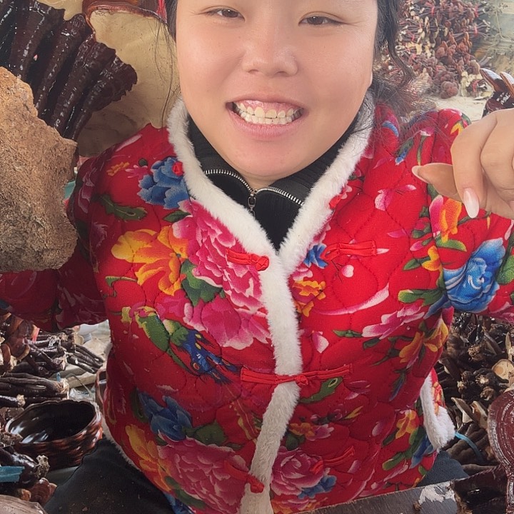 无花朵章***?灵芝花开了