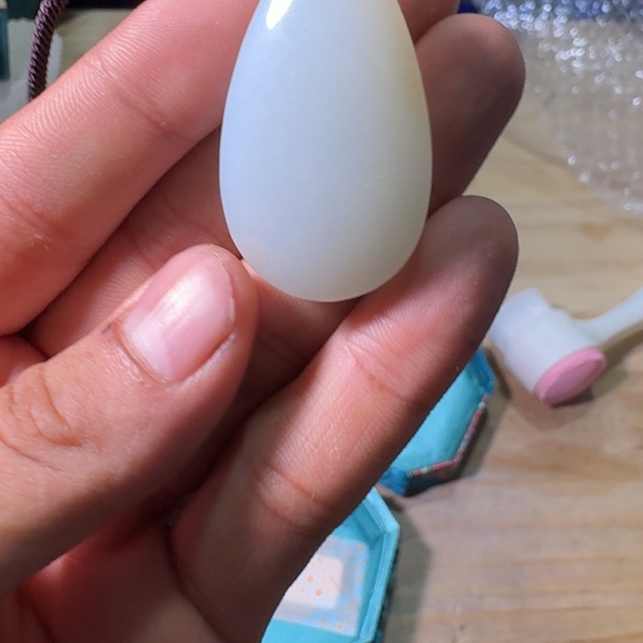 未镶嵌和田玉（糖玉）挂件