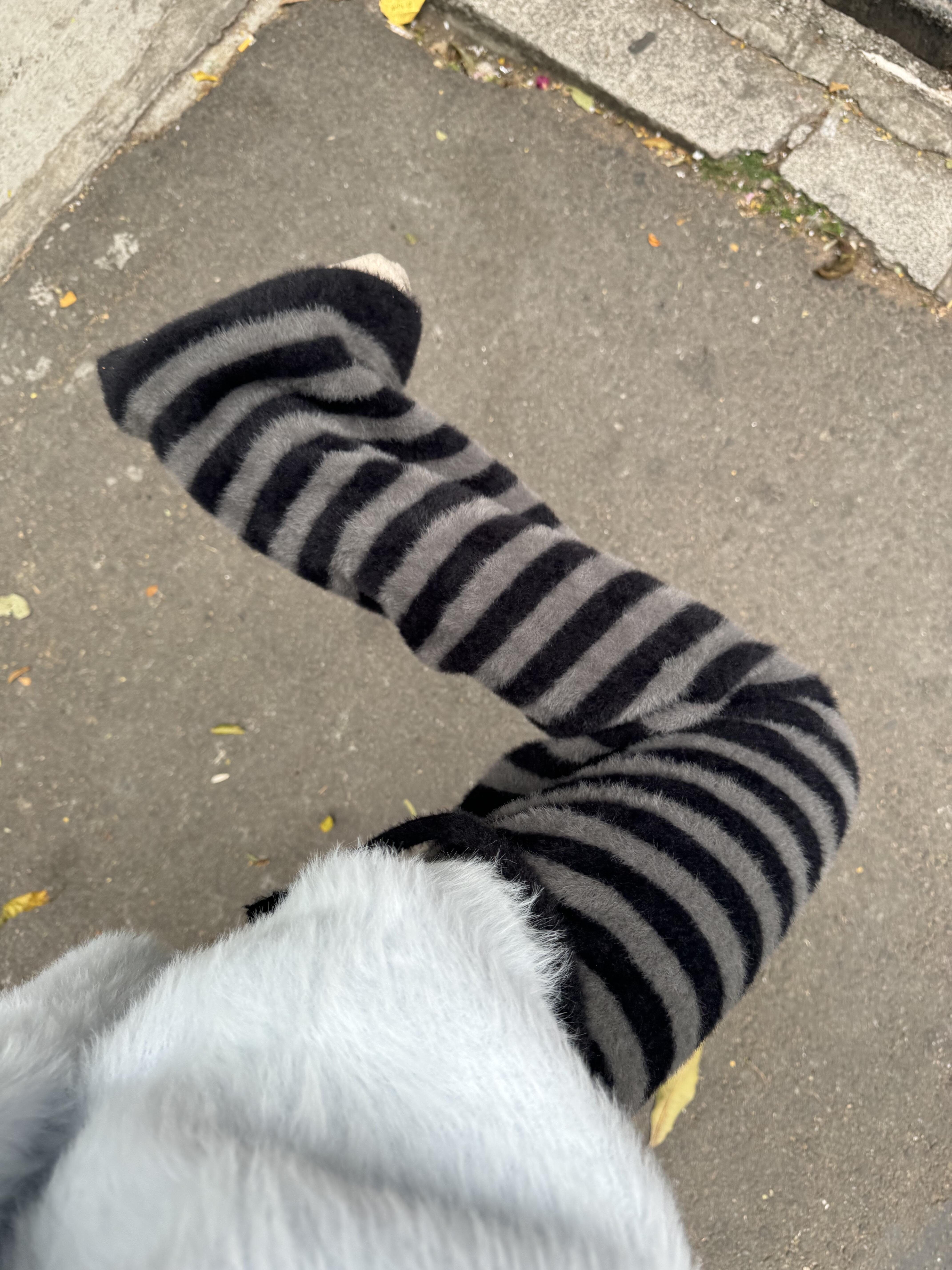 水貂绒阔腿裤女2025秋冬加绒加厚小众炸街高级感显瘦休闲直筒裤子