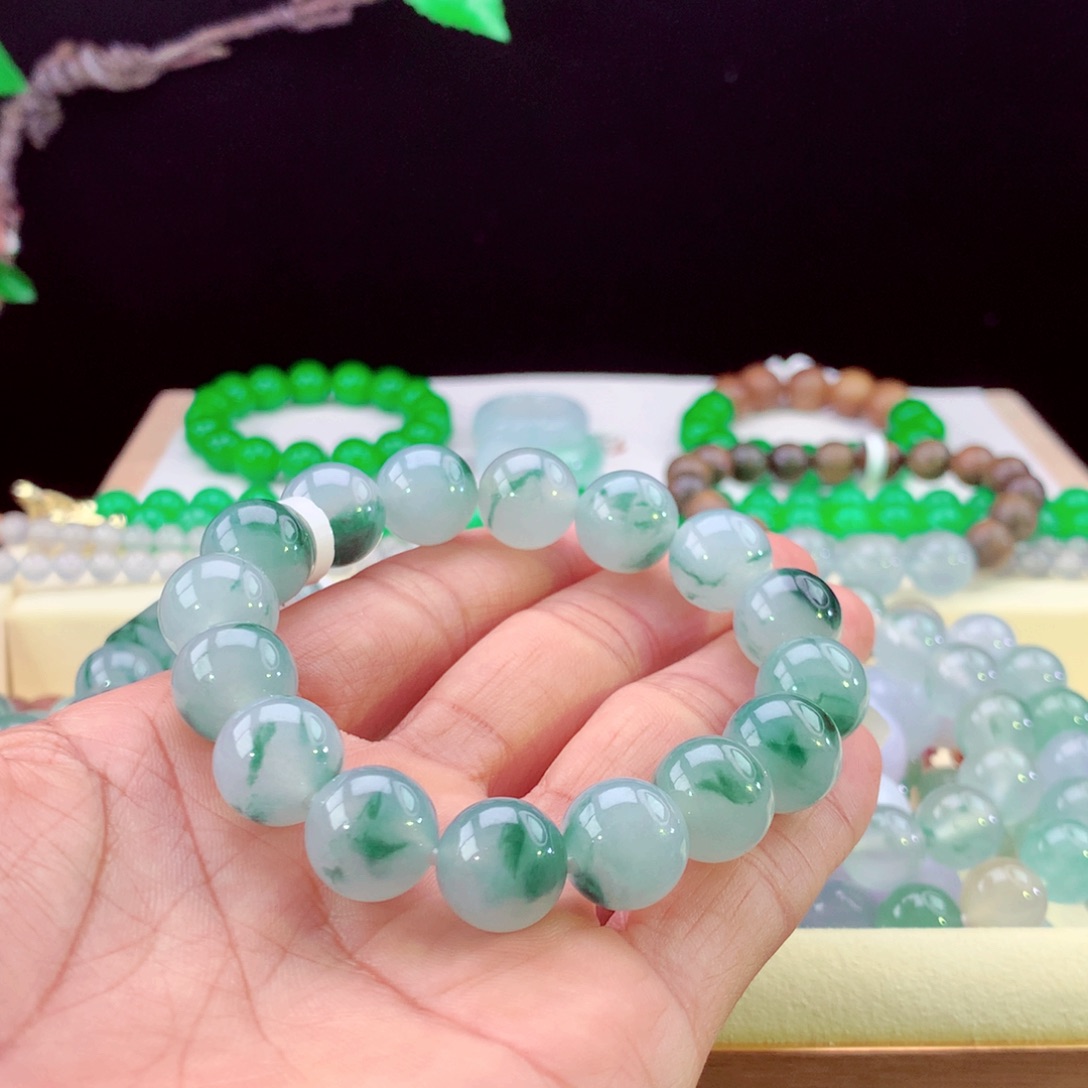 一***一未镶嵌手链翡翠卡12+