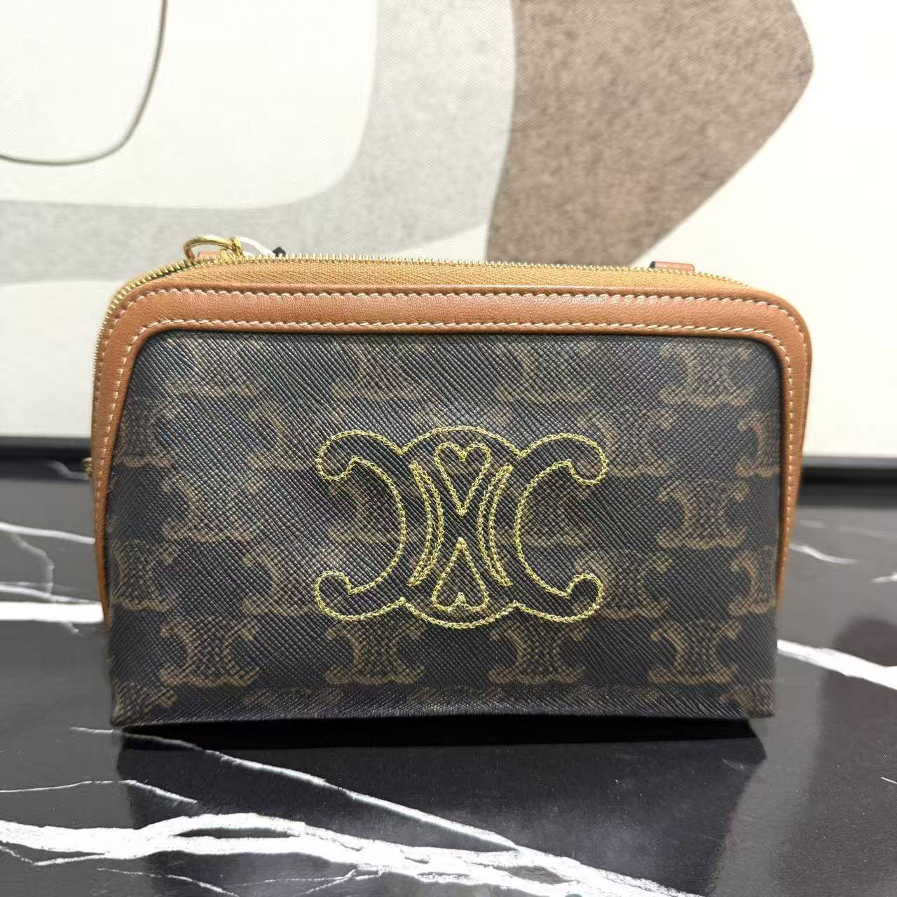 95新 Celine/思琳 安安/箱包/TYP882512260007