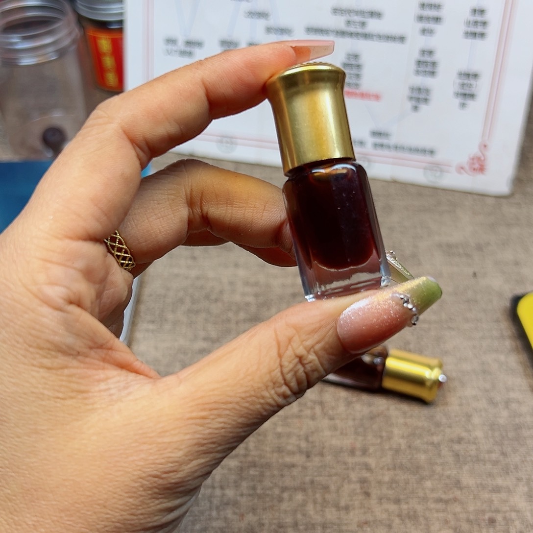 藤类正****）降真香缅甸东枝料熏香精油3克装3瓶