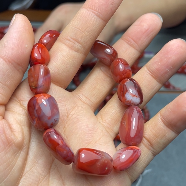 南红玛瑙手串9多样性发1未镶嵌