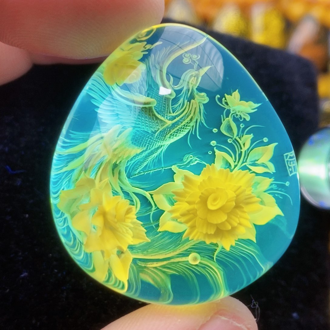 【闪购商品】金珀颈饰未镶嵌琥珀阴雕