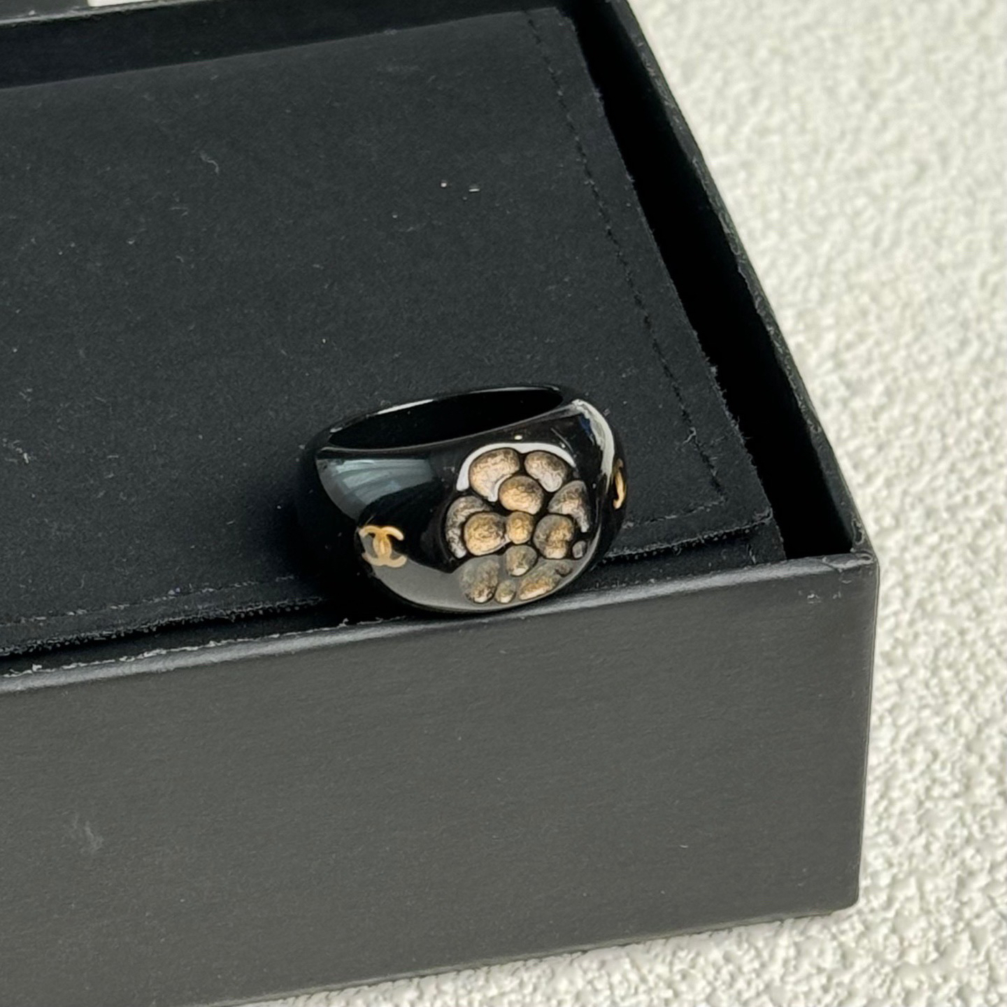 95新 Chanel/香奈儿 泡泡中古 Chanel 黑色山茶花戒指