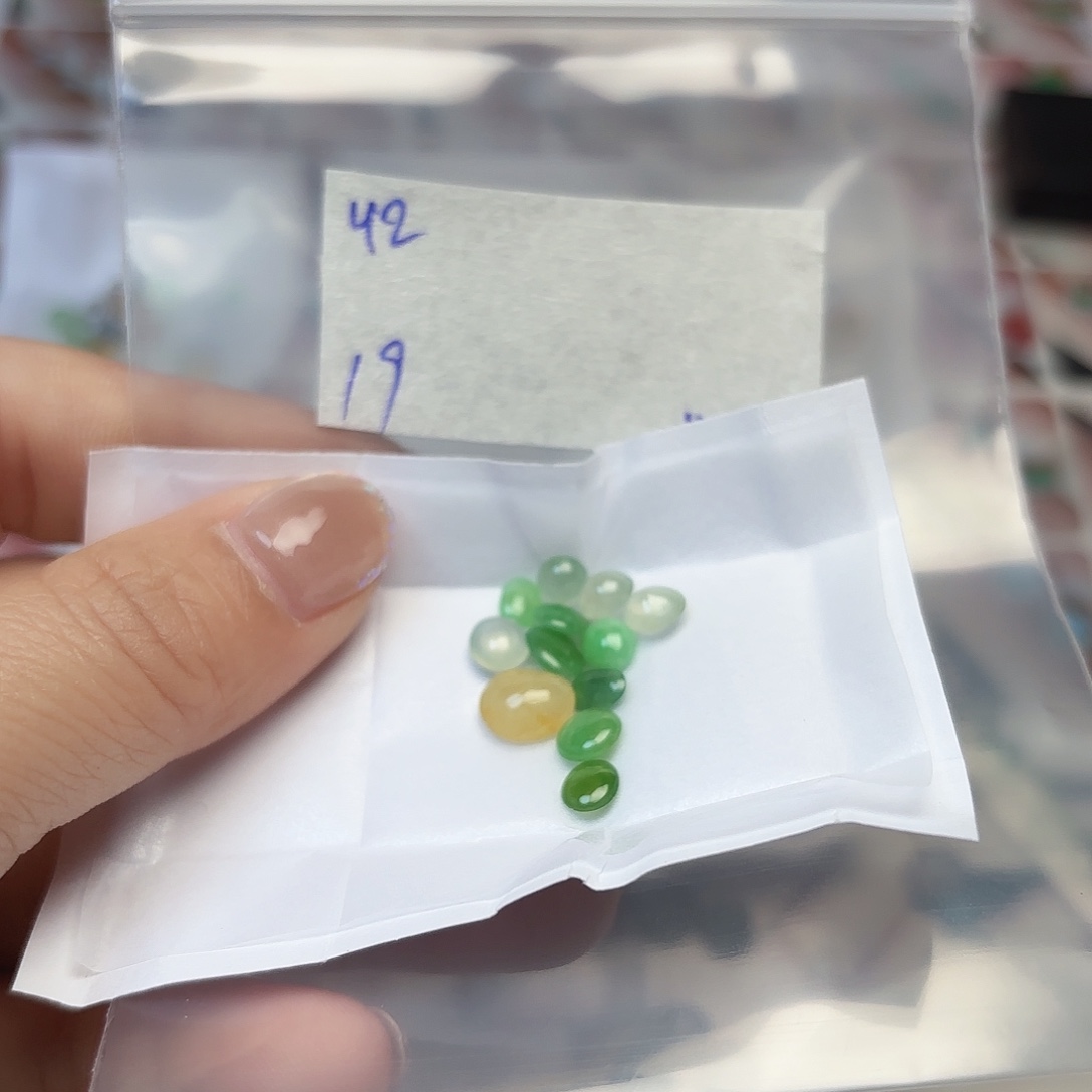 定制翡翠未镶嵌不退