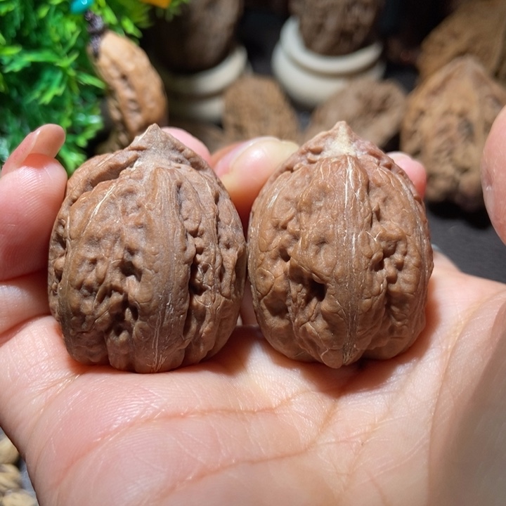 把件文玩核桃东北楸子小雪68