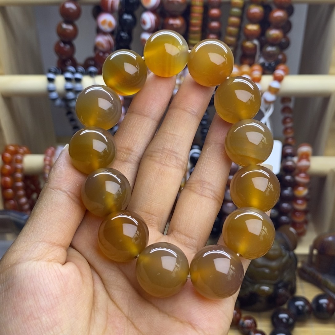 乖***球玛瑙/玉髓手串未镶嵌