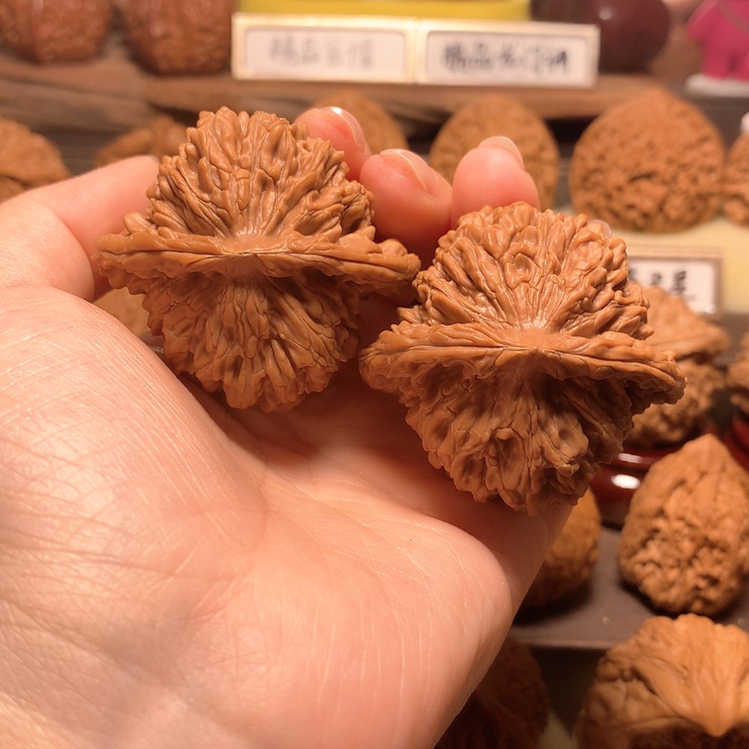文玩核桃吊坠厚**物四座楼49