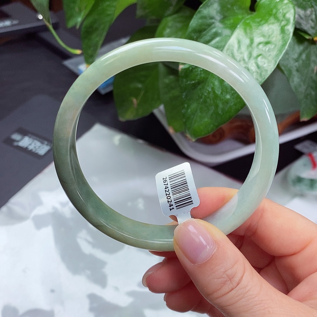 翡翠手镯未镶嵌手镯正