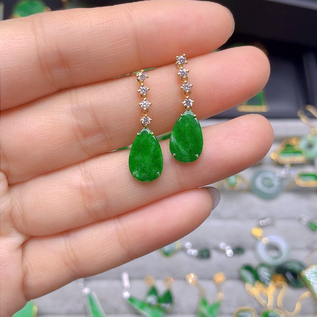 翡翠耳饰18K金镶嵌天然翡翠