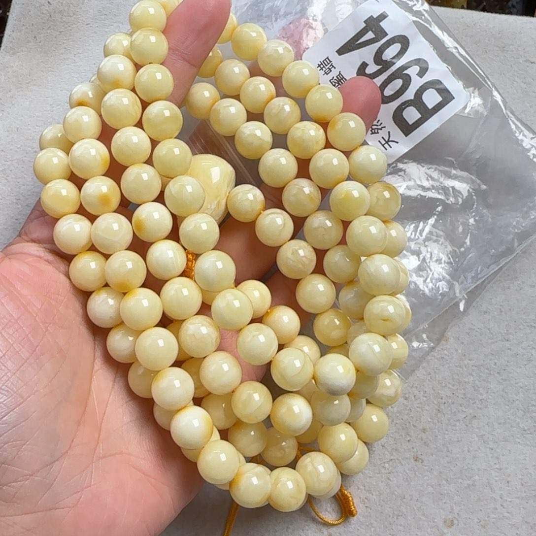 蜜蜡未镶嵌珠宝奇石10